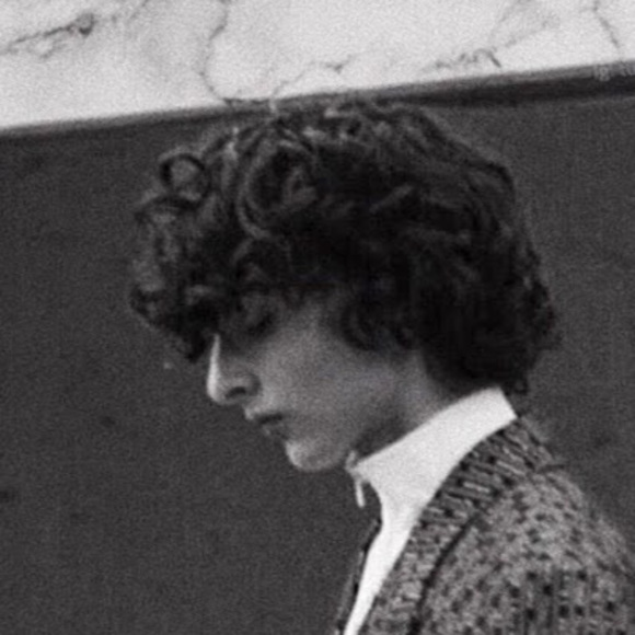 Meet your Posher, Nayssa - Picture 1 of 1